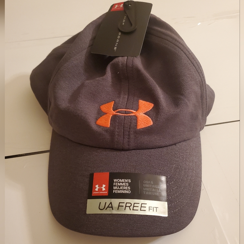 New with tags Under Armour women's  adjustable hat